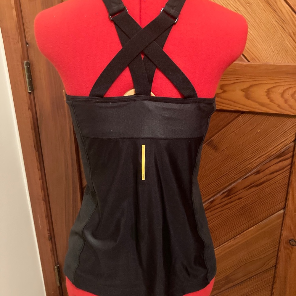 Lole Tank Size Large - Picture 2 of 8